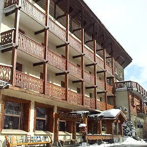 le-val-descreins.fr-provencehotel.com/