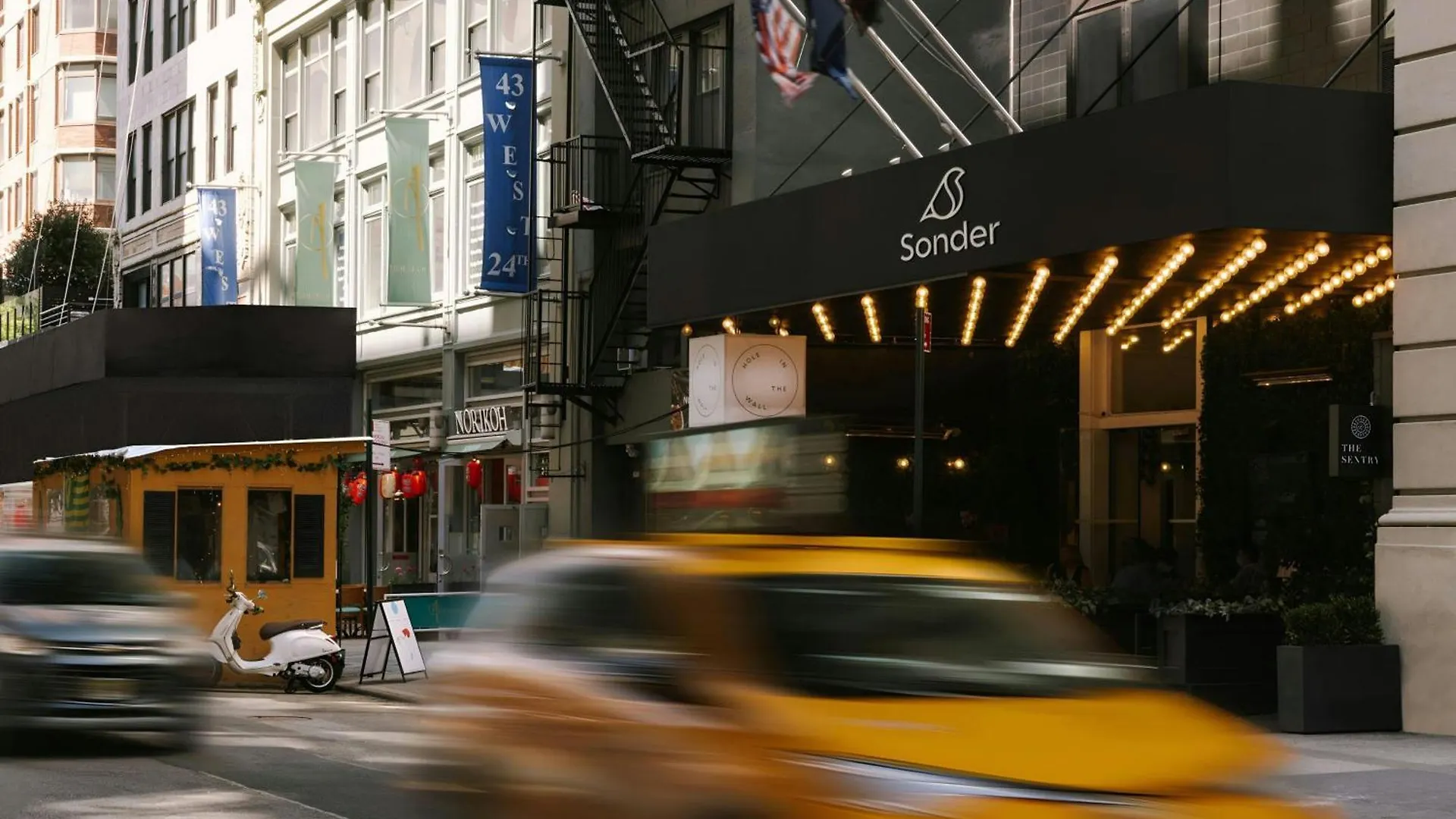 Hotel Sonder By Marriott Bonvoy Henri On 24 Apartments Chelsea Estados Unidos